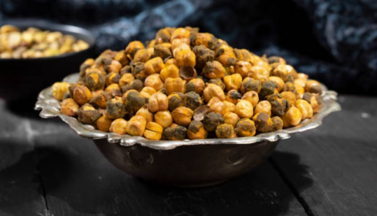 Wellhealthorganic.com:10-benefits-of-eating-roasted-gram